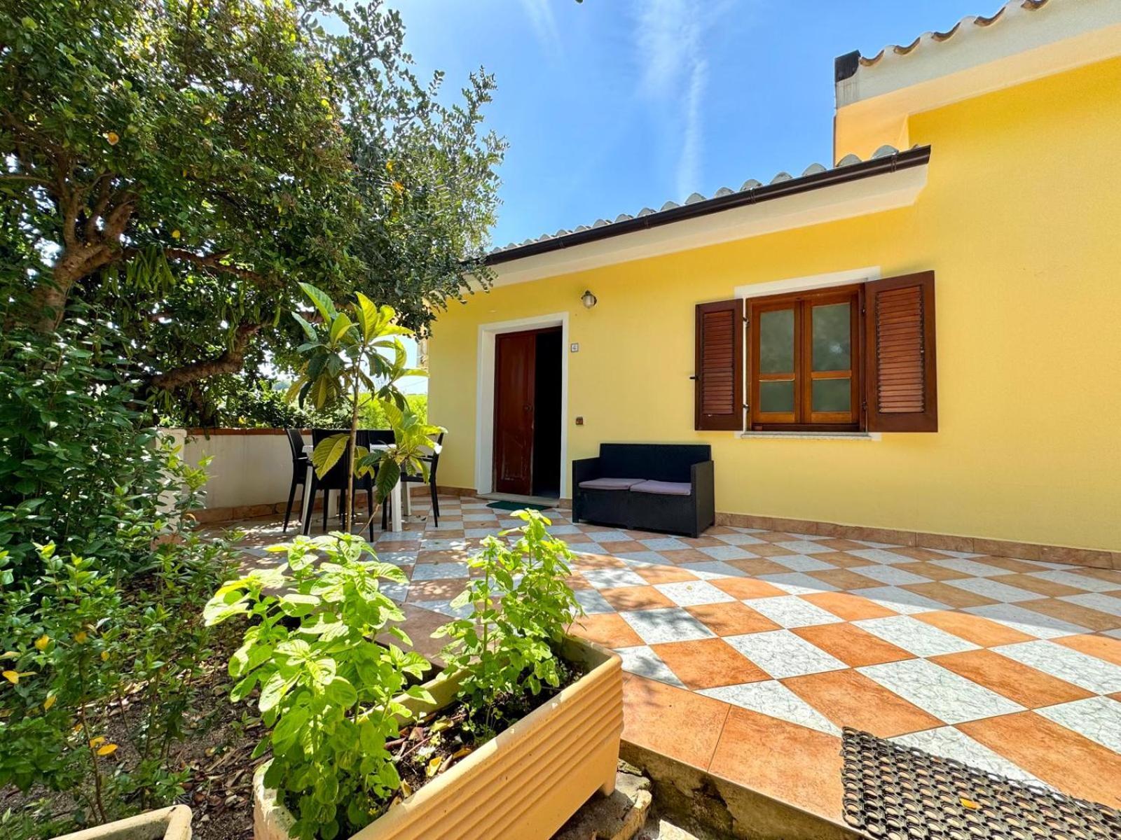 Villa With Pool Кардеду Екстериор снимка