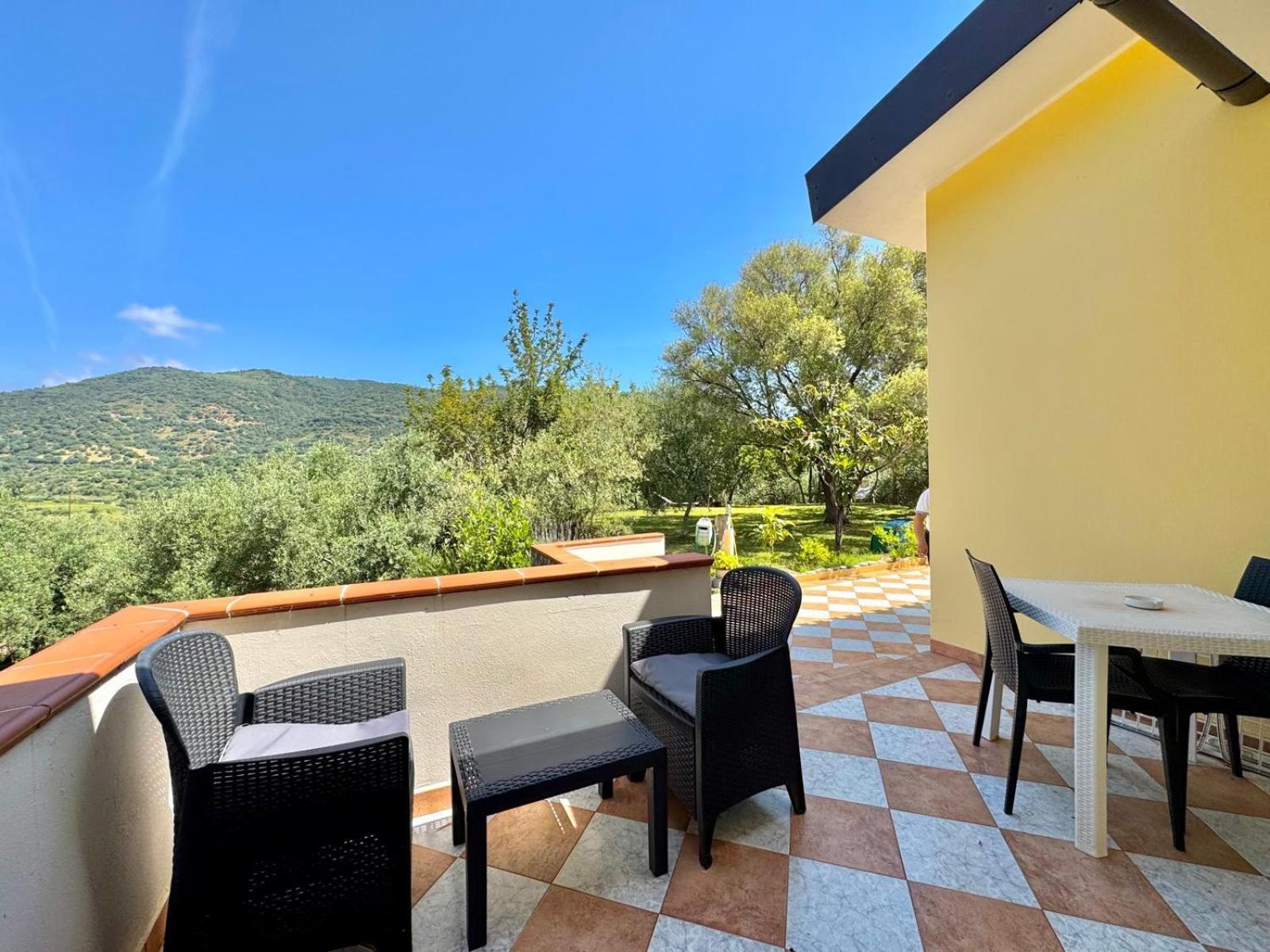 Villa With Pool Кардеду Екстериор снимка