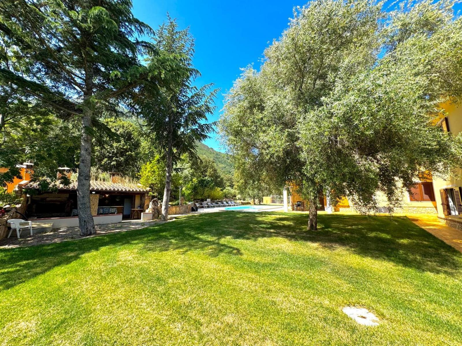 Villa With Pool Кардеду Екстериор снимка